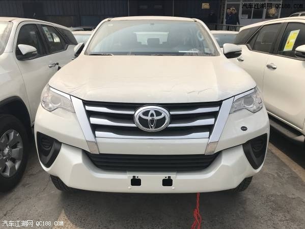 18款丰田穿越者2700铁轮六速七座版报价