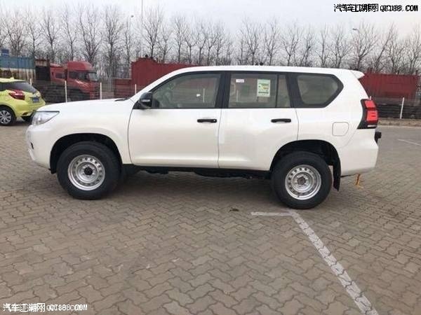 横行车市60余年 18款霸道2700中东版价格