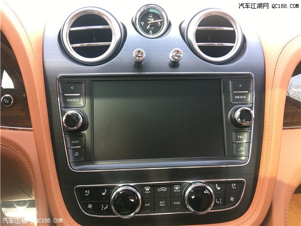 2018款宾利添越强大越野性能实测体验