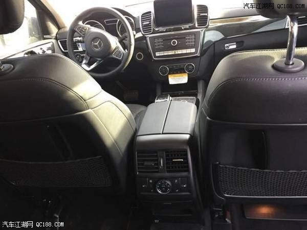 升级真皮内饰 18款奔驰GLS550加版报价