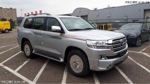 2018款中东版丰田酷路泽4500GXR最新解读