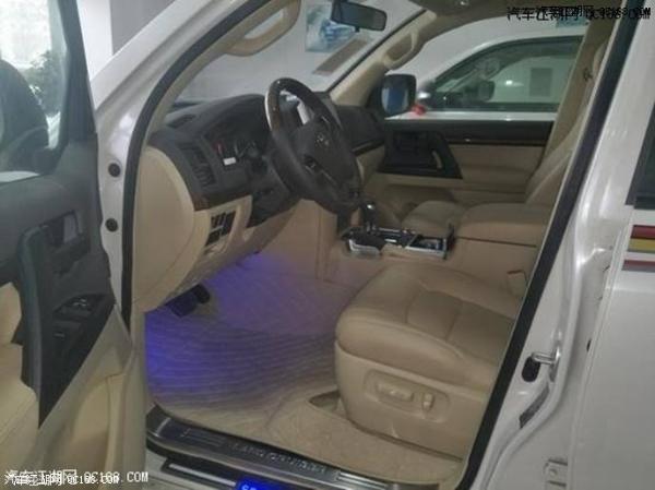 天津港18款中东版丰田酷路泽4000解析