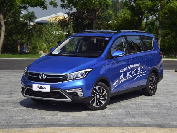 新款长安欧尚A800 1.6L手动精英版体验