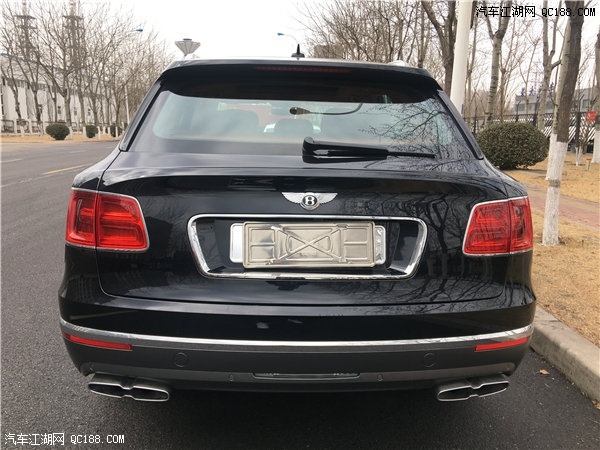 2018款宾利添越强大越野性能实测体验