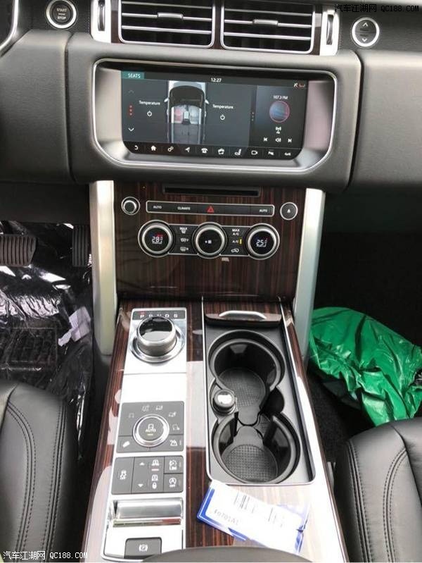 18款路虎揽胜行政颜色齐全现车报价详解