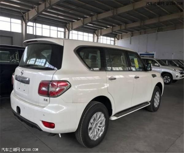 实拍18款日产途乐Y62 4.0L/5.6L中东版