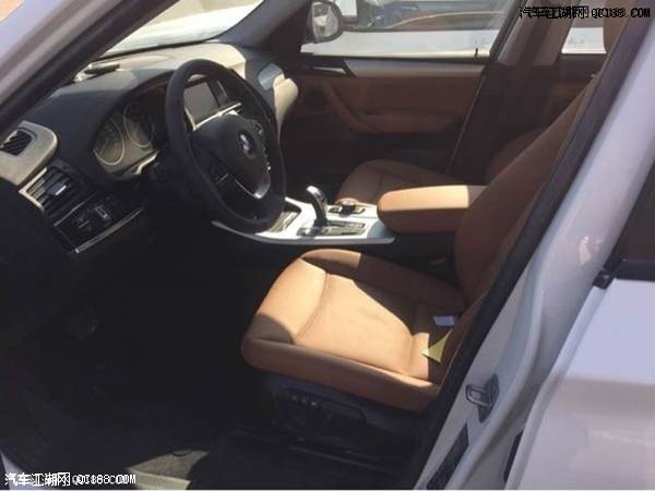 17款宝马X3 2.0T自动白棕汽油5座版实拍