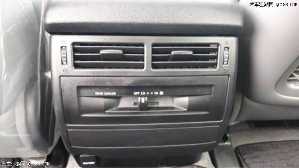 2018款中东版丰田酷路泽4500GXR最新解读