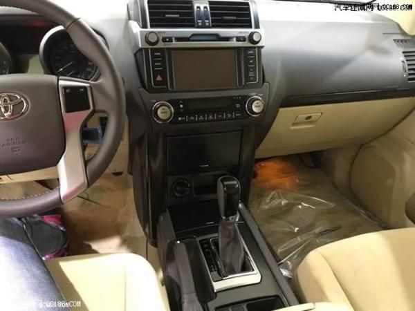 原装进口2017款丰田霸道2700细节体验