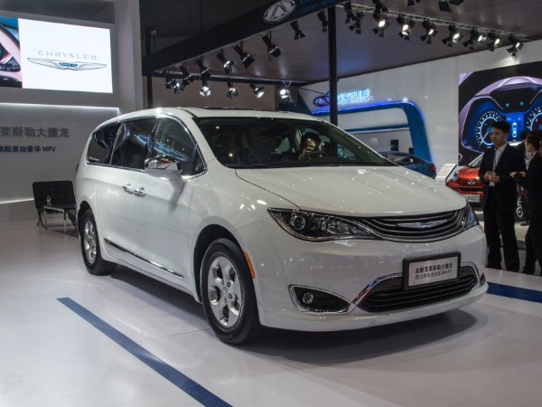 原创4款豪华MPV车推荐 品质享受不输埃尔法