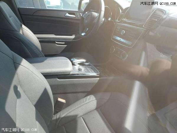 18款奔驰GLS550和奔驰GLS450配置区别