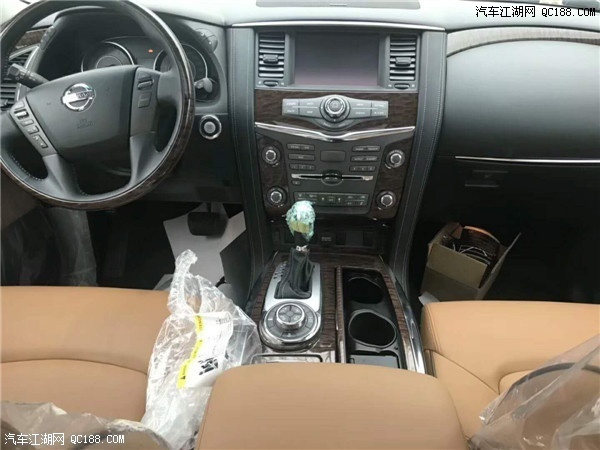 17款日产尼桑途乐Y62 4.0全尺寸SUV评测