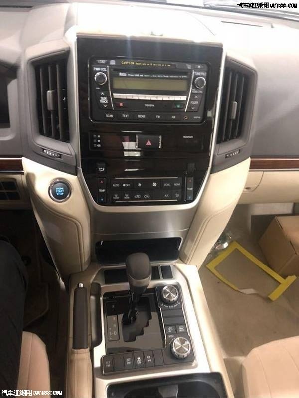 18款中东版丰田酷路泽4000越野性能体验