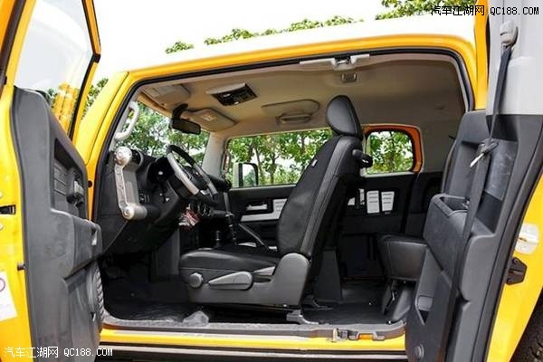 18款进口车丰田酷路泽FJ中东版到店实拍