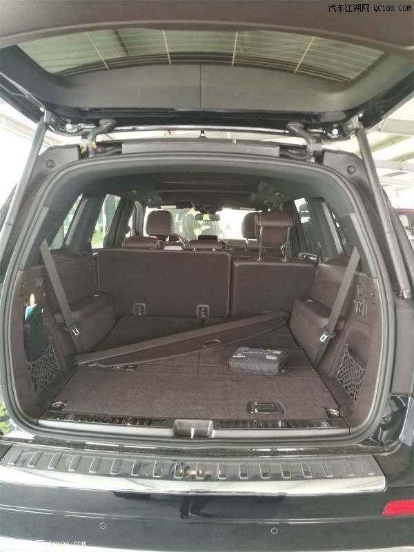 2018款奔驰GLS450 3.0T七座V6美规版实拍