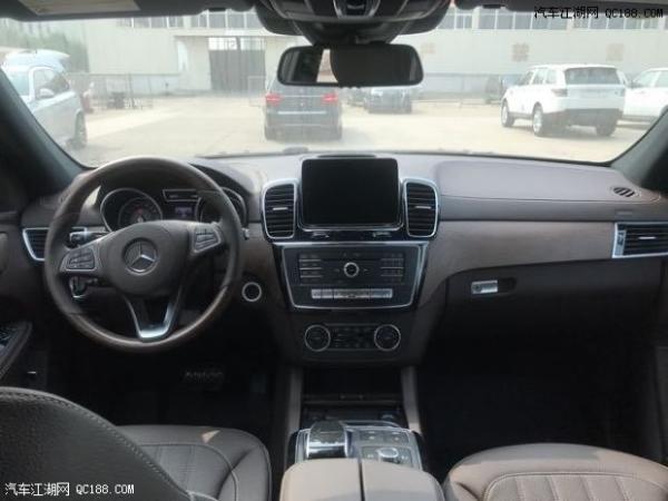 2018款奔驰GLS450 3.0T七座V6美规版实拍