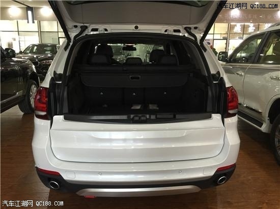 18款宝马X5 3.0T i-Drive六缸柴油版实拍