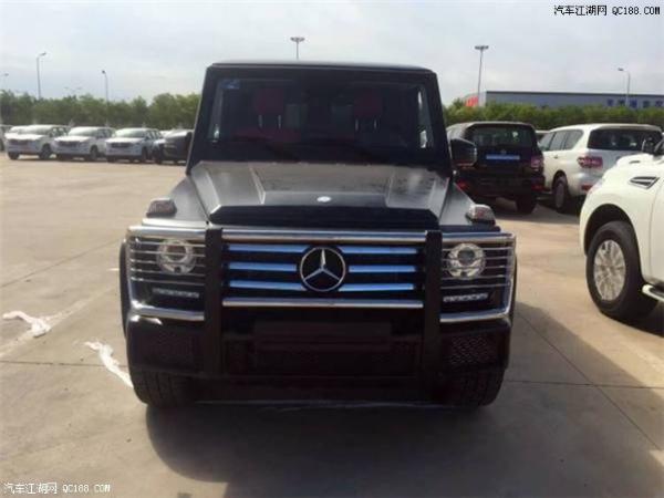 18款墨版奔驰G500黑红现车内饰设计体验