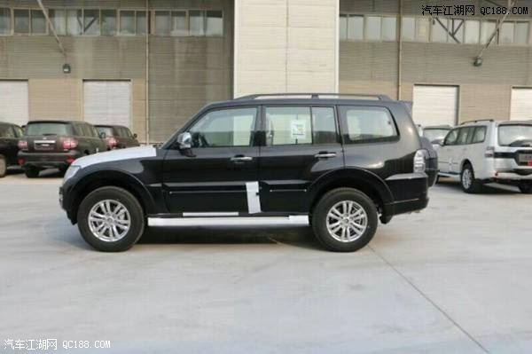 进口18款三菱帕杰罗V6 3.8报价现车报价