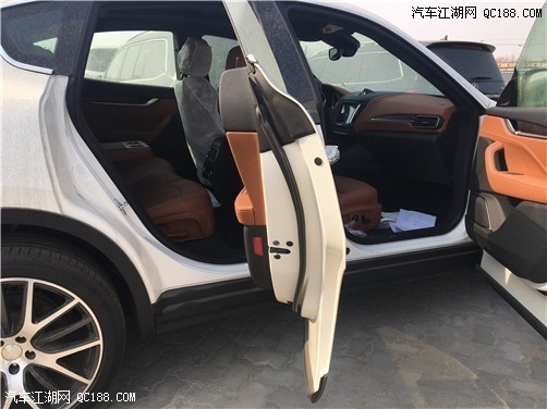 18款玛莎拉蒂莱万特Levante四驱SUV解读