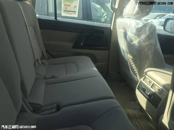 2018款丰田酷路泽4600中东版详细参数