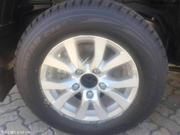 平行进口17款丰田酷路泽5700VX七座价格