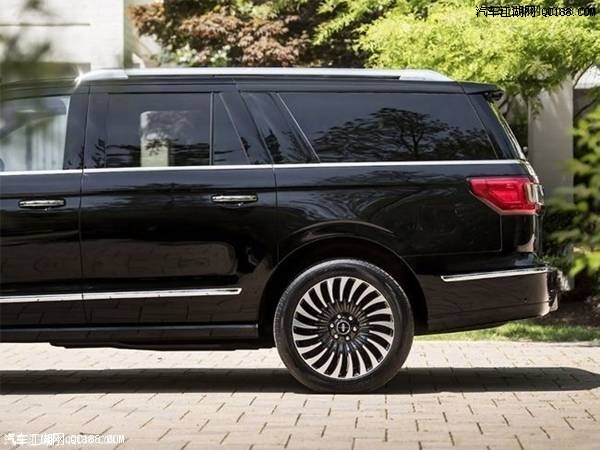 18款林肯领航员加版450匹马力试驾体验