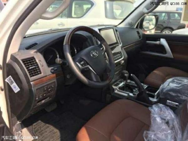 2017款丰田兰德酷路泽5700VXR中东版评测