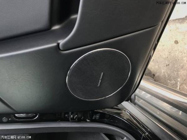 平行进口18款奔驰G500现车内饰设计解析
