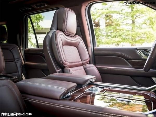 18款林肯领航员加版450匹马力试驾体验