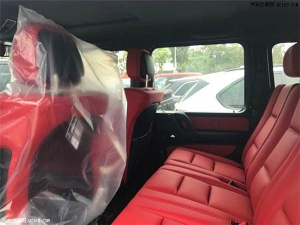 18款墨版奔驰G500黑红现车内饰设计体验