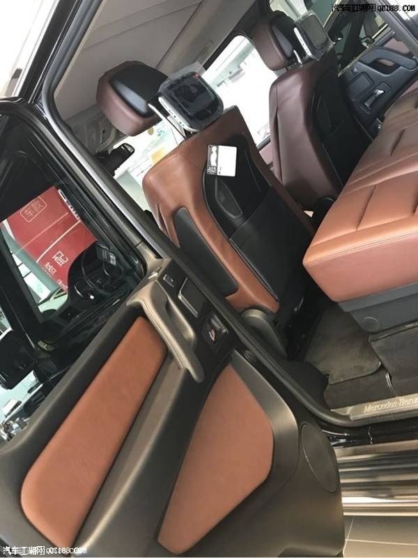 17款奔驰G500最新报价配置参数油耗解析