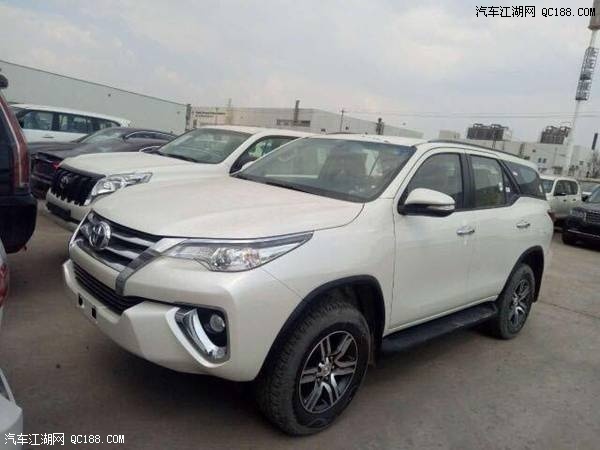 18款进口中东版丰田穿越者2700性能体验