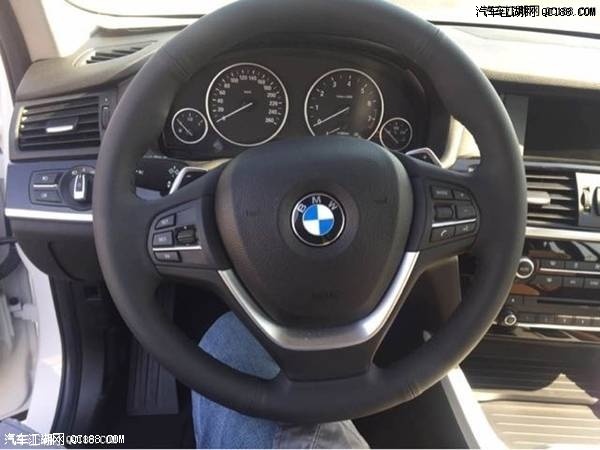 17款宝马X3 2.0T自动白棕汽油5座版实拍