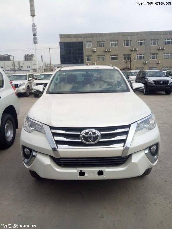 18款进口中东版丰田穿越者2700性能体验