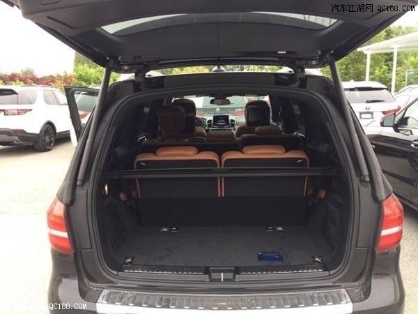 越野性一骑绝尘 试驾18款美规奔驰GLS450