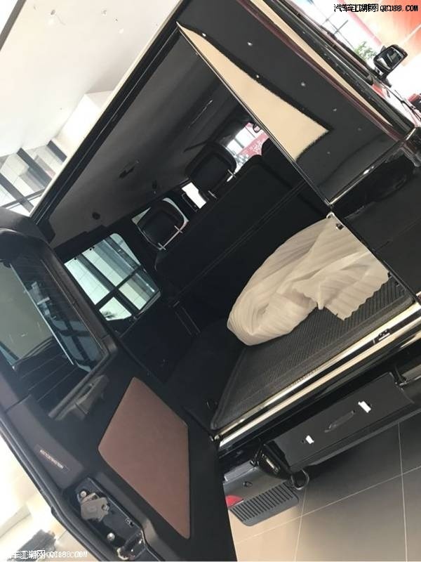 17款奔驰G500最新报价配置参数油耗解析