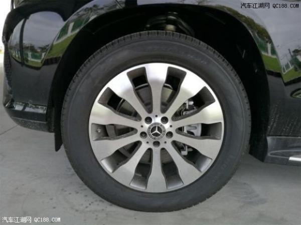 2018款奔驰GLS450 3.0T七座V6美规版实拍