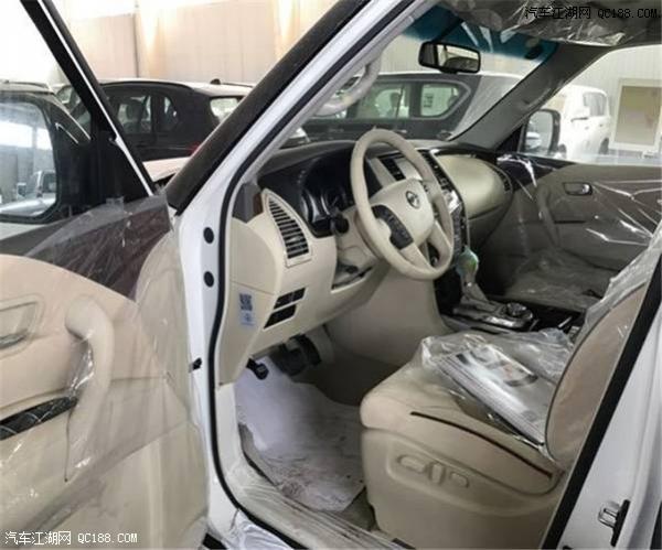 实拍18款日产途乐Y62 4.0L/5.6L中东版