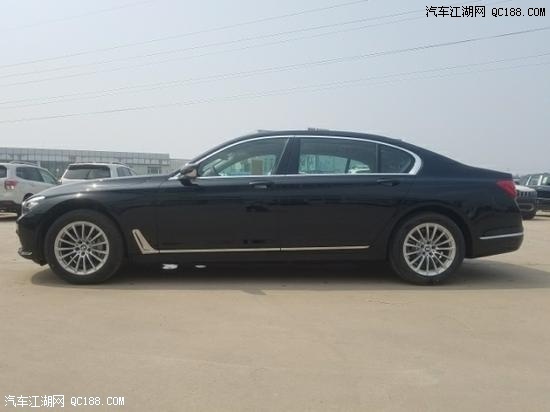 进口17款全新宝马730Li中东版配置解读