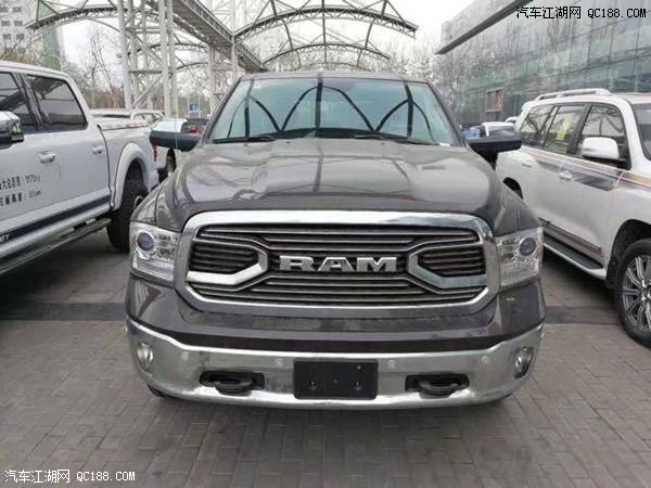 17款道奇公羊长角号全尺寸皮卡到店实拍
