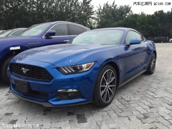 2017款福特野马2.3T电光蓝/米黑加版解读