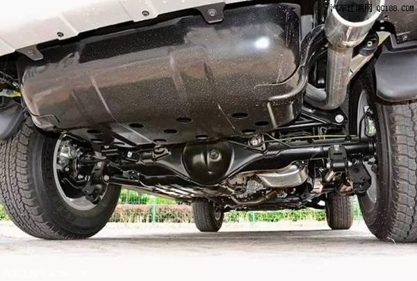 18款进口车丰田酷路泽FJ中东版到店实拍