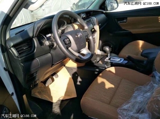 17款丰田穿越者2700 2TR-FE发动机版价格