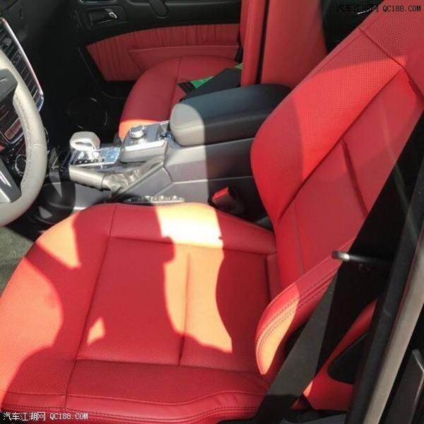 轻松应对恶劣路况 试驾17款奔驰G63加版