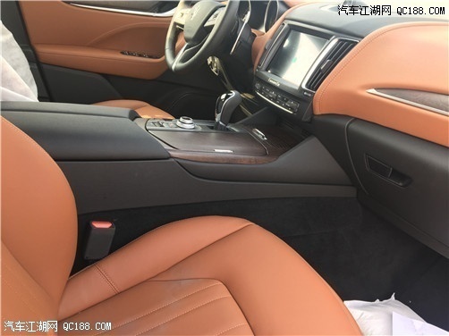 18款玛莎拉蒂莱万特Levante四驱SUV解读