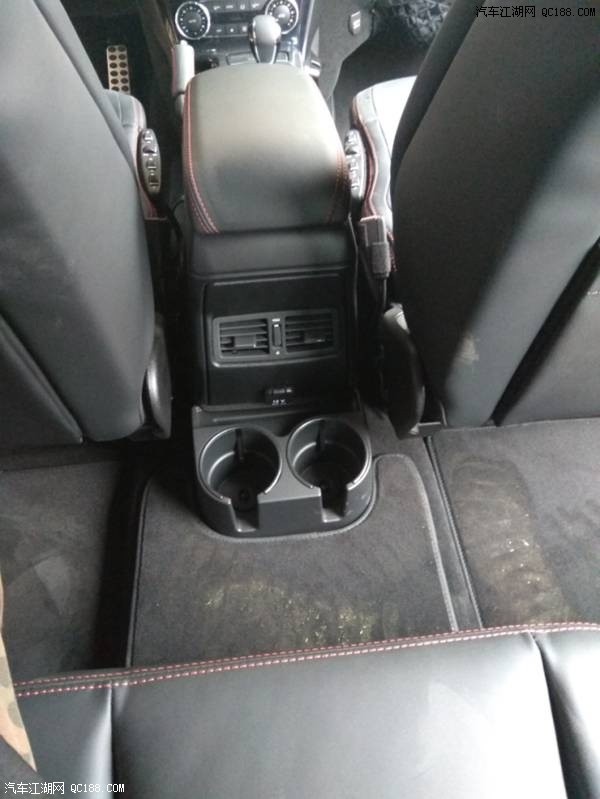 2018款奔驰G500红外黑内5.5升V8墨版评测