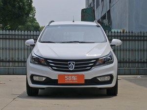 宝骏310W店内报价4.28万起售 欢迎垂询