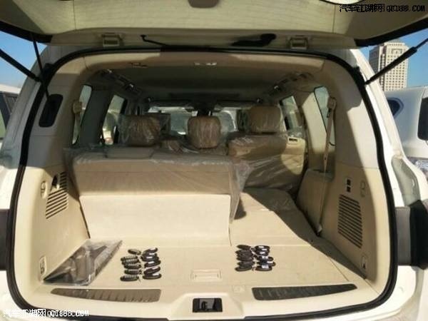 18款尼桑途乐7速七座中东版豪华包报价