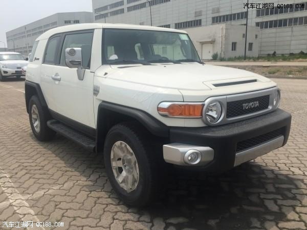 主打时尚复古风 17款FJ酷路泽中东版价格